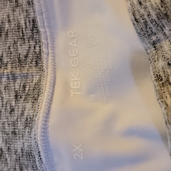 SKORT!! Tek Gear Skort, 17" length from waist to leg, 2x, gray/white, exc cond! - Picture 4 of 5
